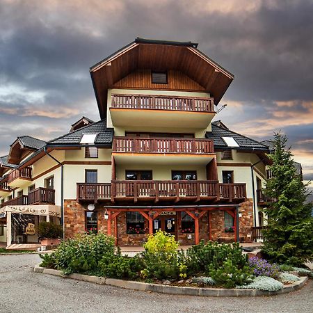 Apartman Tulanie 62 Kamzik Donovaly 2 Izbovy Mezonet Deluxe Parkovanie V Podzemnej Garazi Zdarma Bagian luar foto