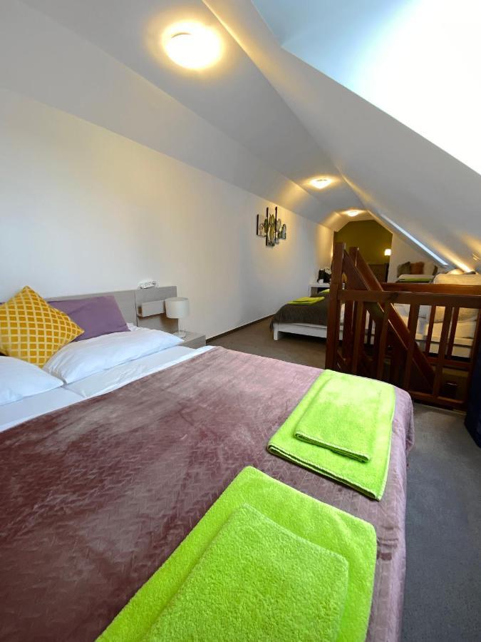 Apartman Tulanie 62 Kamzik Donovaly 2 Izbovy Mezonet Deluxe Parkovanie V Podzemnej Garazi Zdarma Bagian luar foto